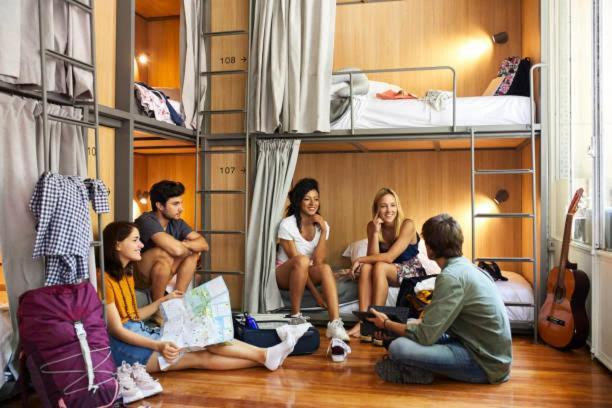 Happy Living Dormitory Kannur Railway Station Екстериор снимка